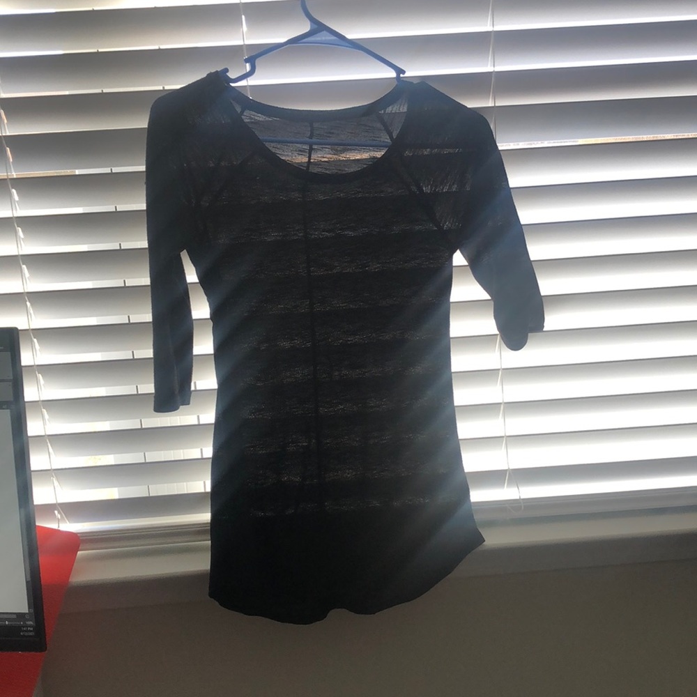 Black 3/4 sleeve SO XS